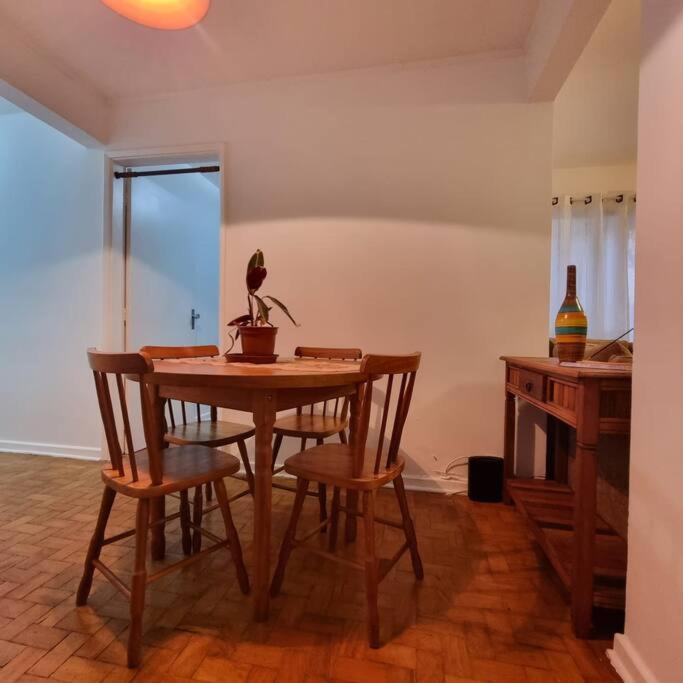 Residencial Alto De Pinheiros Lobos *